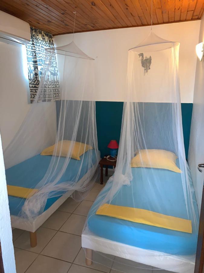 Chez Marie Andre Et Jeanne Apartment Grande Anse Екстериор снимка